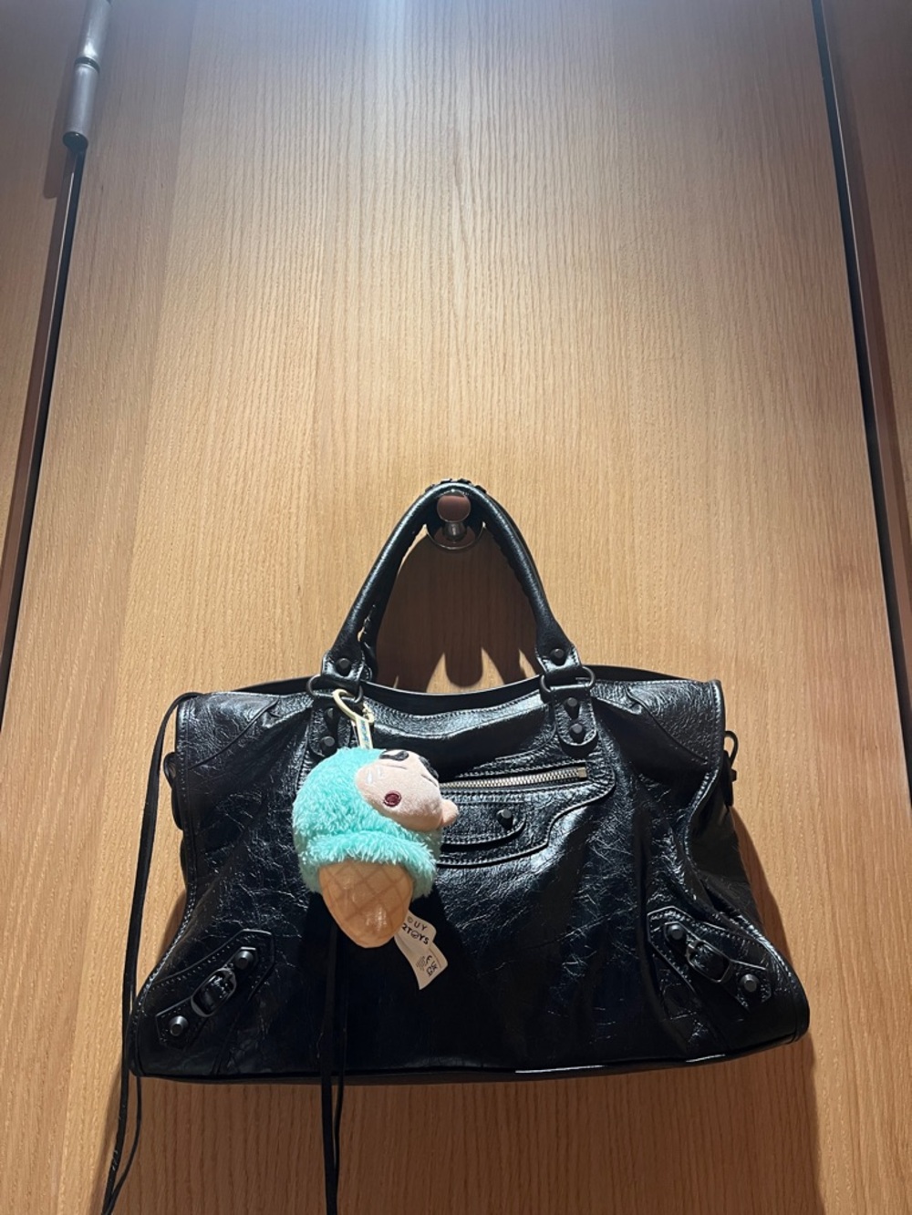BALENCIAGA MEDIUM CITY BAG BLACK - Picture 11 of 16